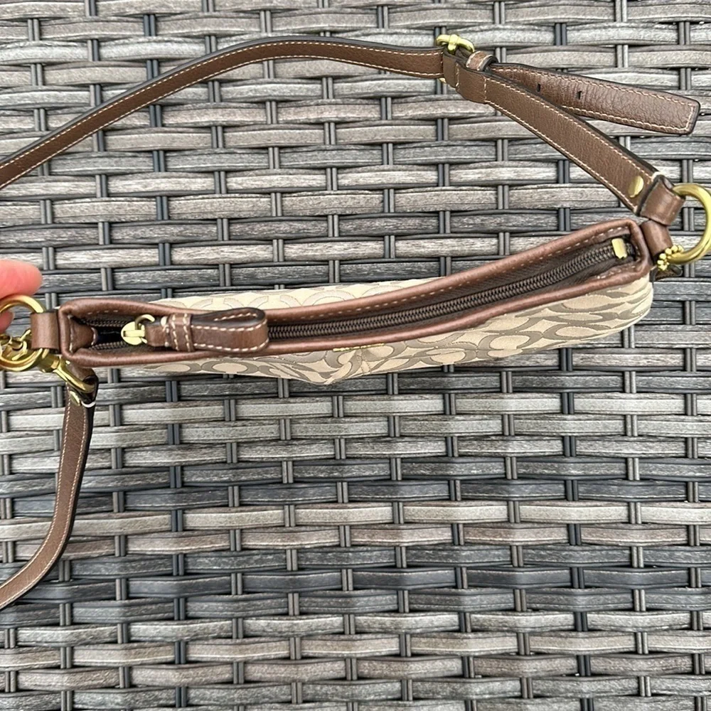 COACH Ashley Khaki & Gold Lurex Optic Art Swingpack Crossbody - Picture 15 of 16